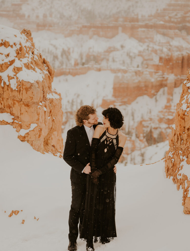 How to Have a Winter Elopement